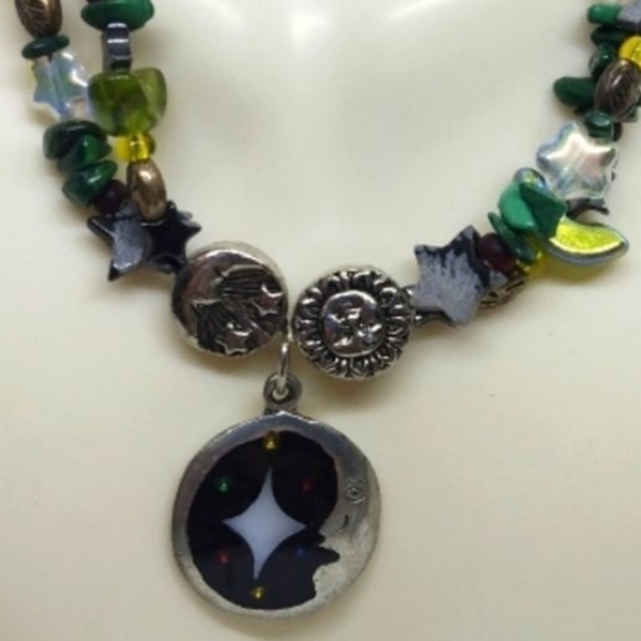 Mystical crescent moon pendulum healing necklace - Picture 2 of 3